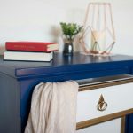 Appartamento d’epoca rinnovato con arredi moderni: il perfetto equilibrio per una giovane coppia