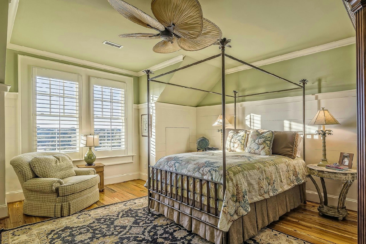 Cerchi un letto che unisca stile e comfort? Ecco come scegliere il ferro battuto senza sbagliare