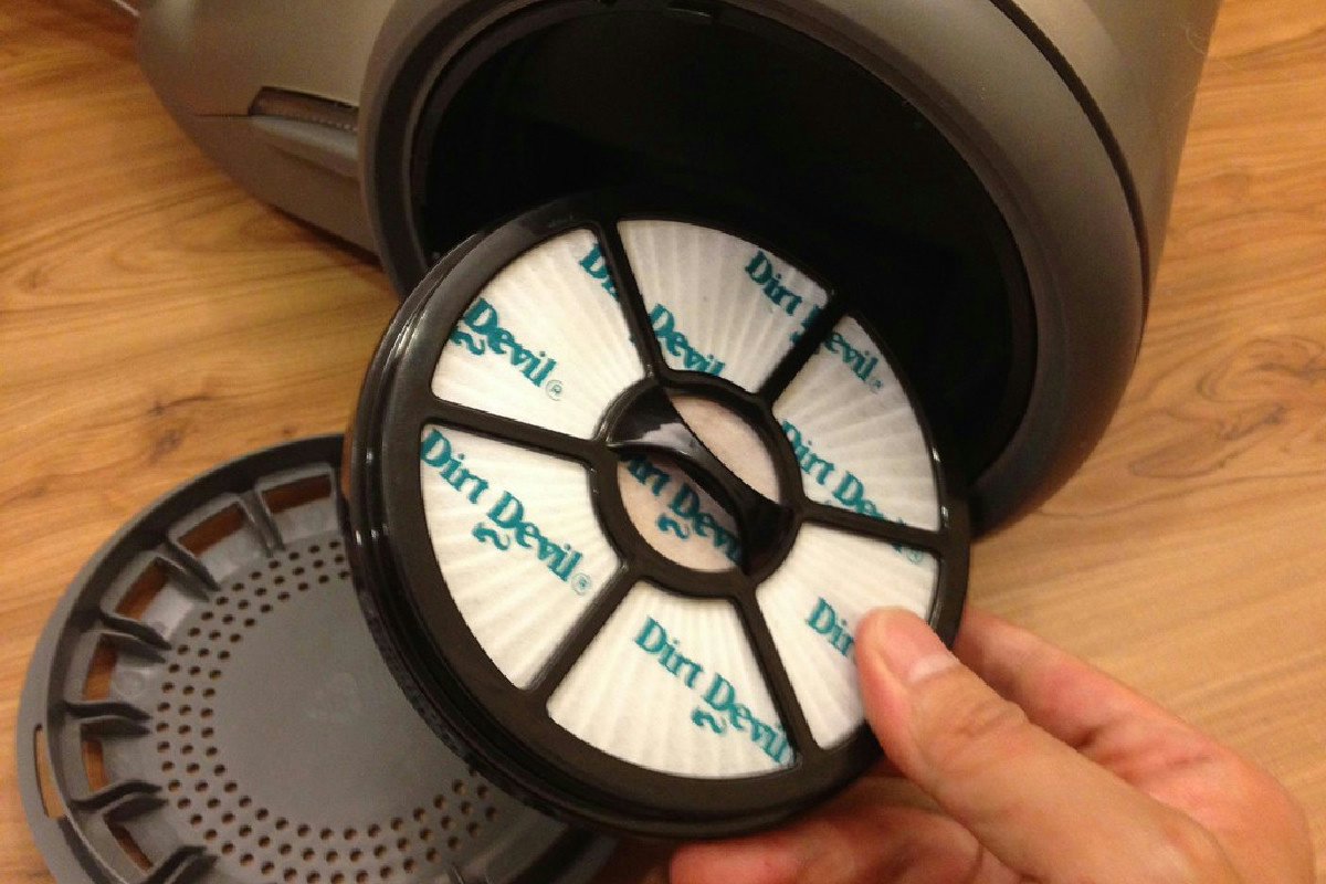 Ho scoperto questo semplice gesto in casa che riduce la polvere e migliora l’aria che respiro