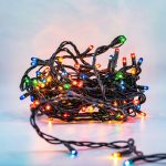 Illuminare la casa con tanti ospiti: creare atmosfera senza aumentare consumi e calore