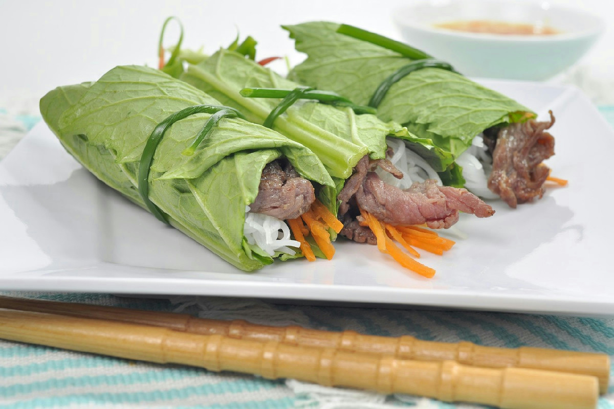 Involtini veloci per Santo Stefano: l’aperitivo perfetto pronto in 10 minuti netti