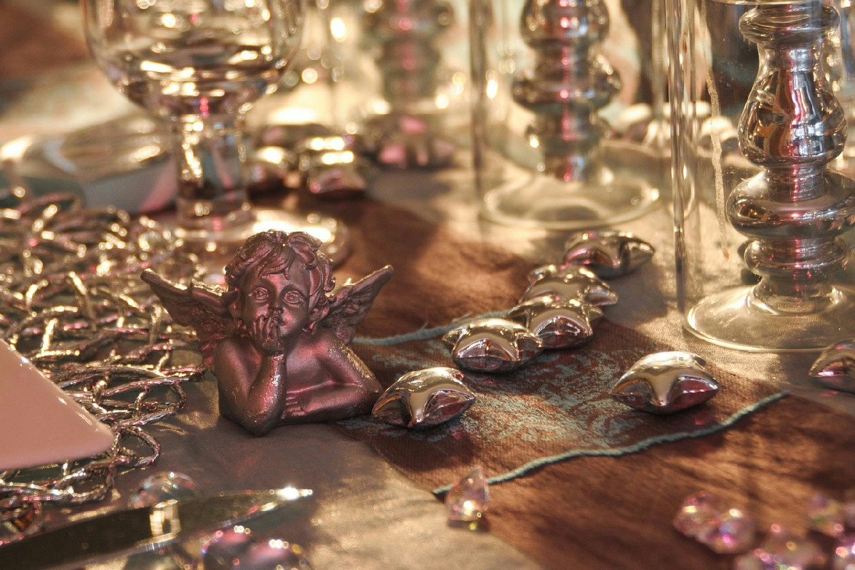 Preparare la cucina per le feste: consigli per gestire grandi tavolate con facilità e calma