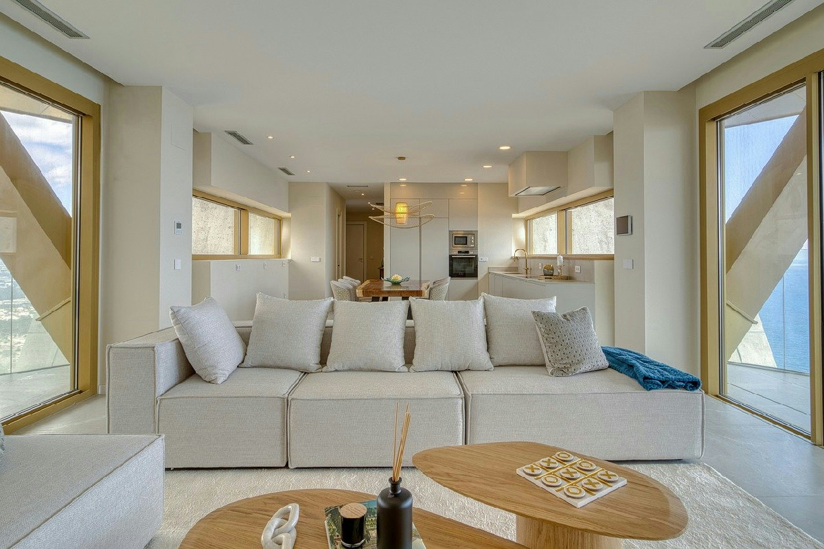 Valorizzare gli interni con tonalità neutre per un arredamento raffinato e armonioso